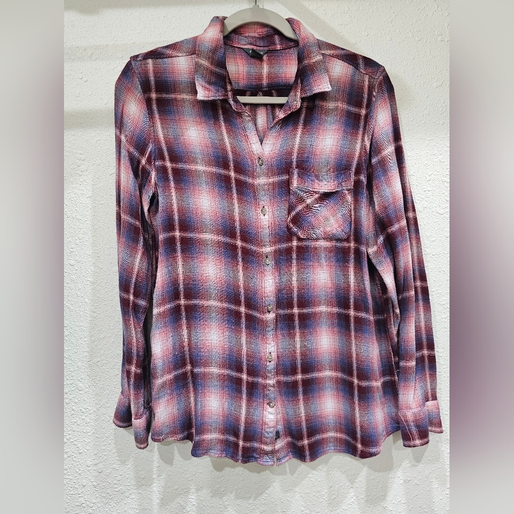 Eddie Bauer - pink plaid flannel - size large